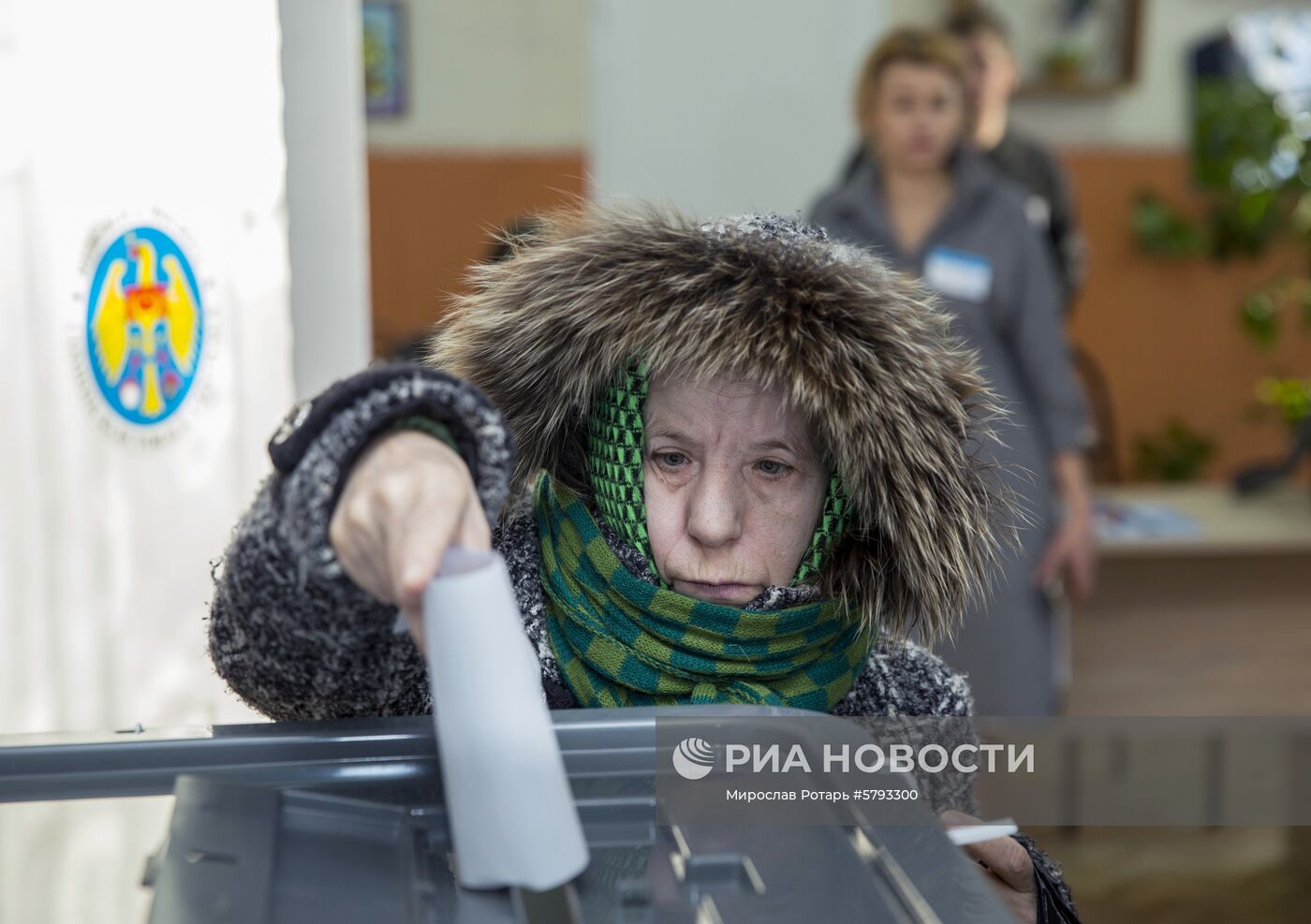 Парламентские выборы и референдум в Молдавии