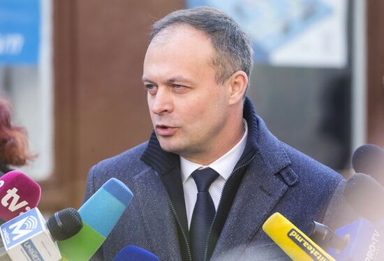 Парламентские выборы и референдум в Молдавии