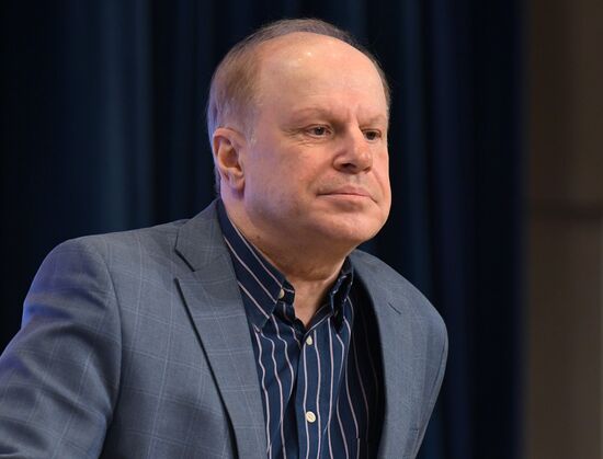 Творческая встреча с создателями фильма "Ван Гоги"