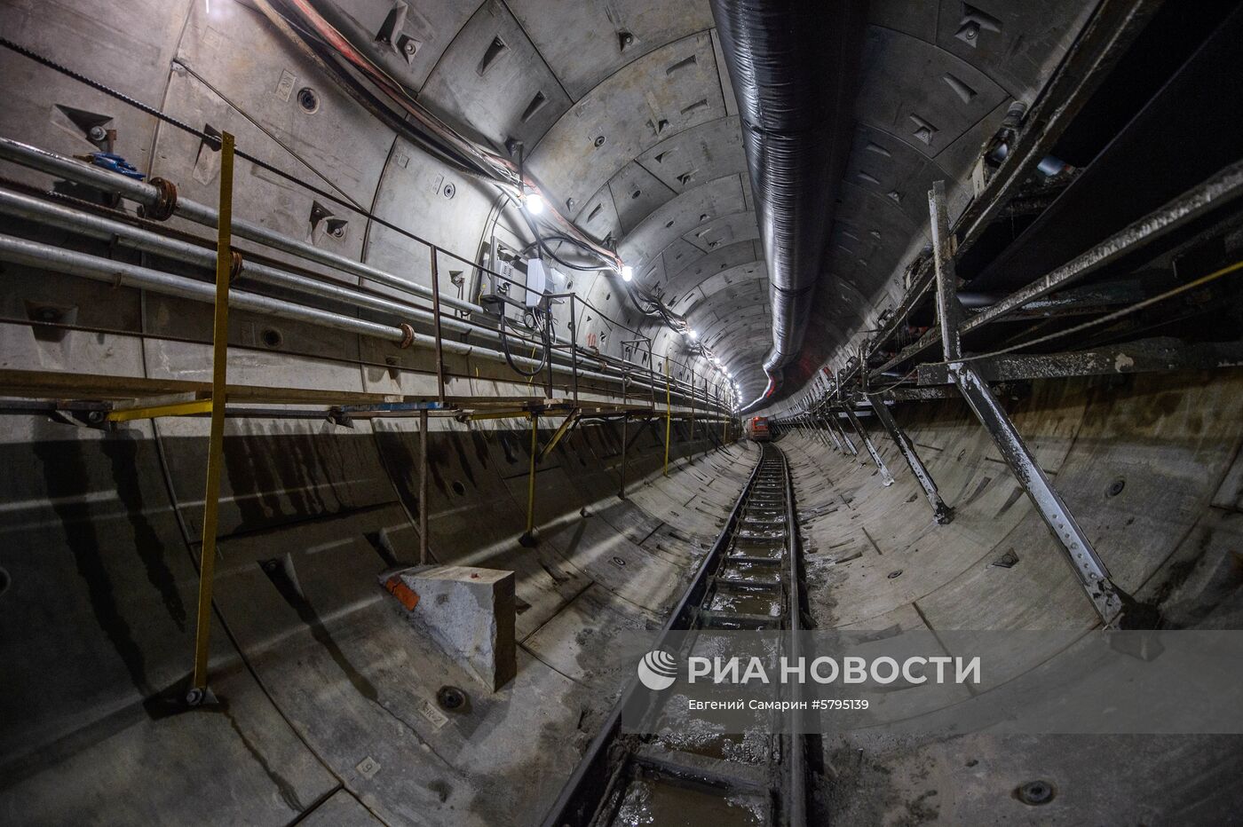 Строительство станции "Аминьевское шоссе" Большой кольцевой линии метро