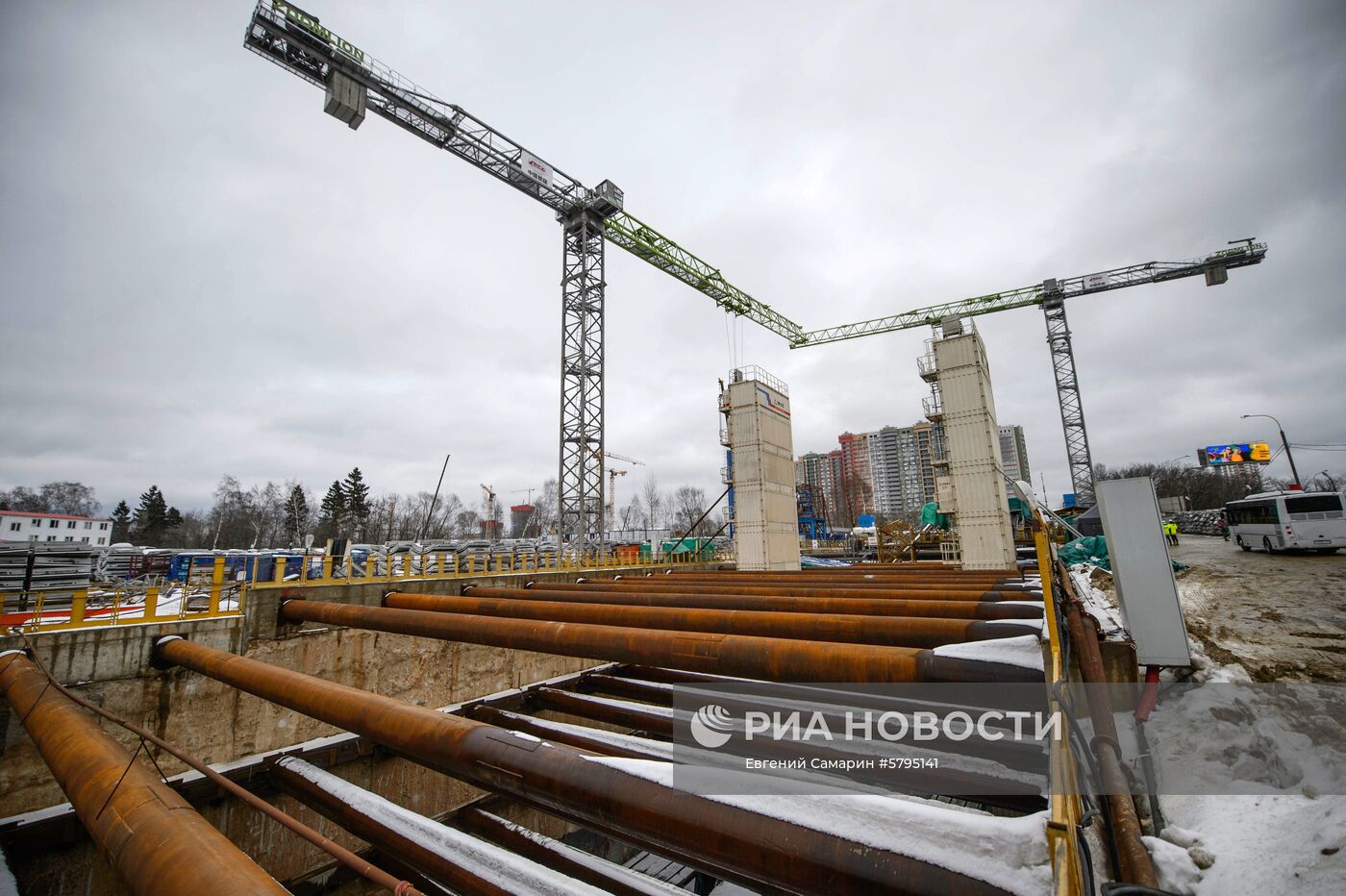 Строительство станции "Аминьевское шоссе" Большой кольцевой линии метро