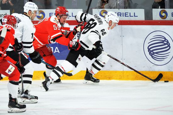 Хоккей. КХЛ. Матч "Автомобилист" - "Трактор"