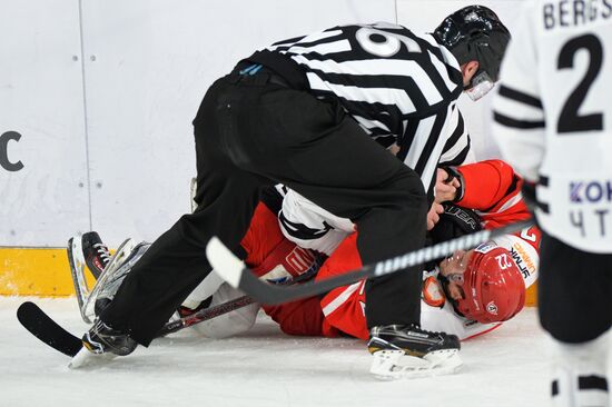 Хоккей. КХЛ. Матч "Автомобилист" - "Трактор"