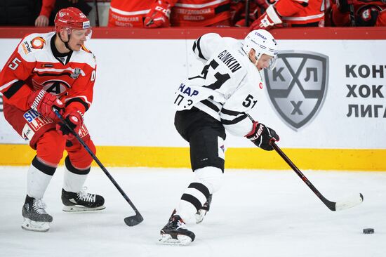 Хоккей. КХЛ. Матч "Автомобилист" - "Трактор"