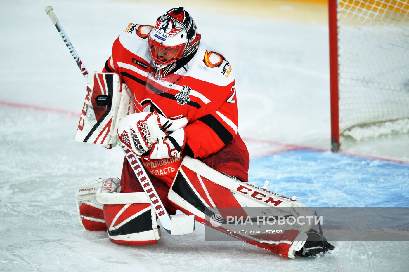 Хоккей. КХЛ. Матч "Автомобилист" - "Трактор"