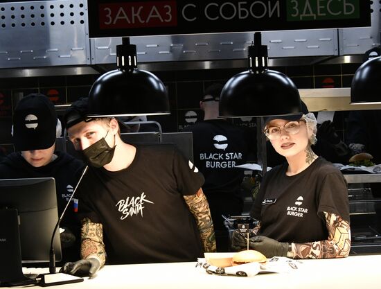 Официальное открытие ресторана Black Star Burger в Краснодаре