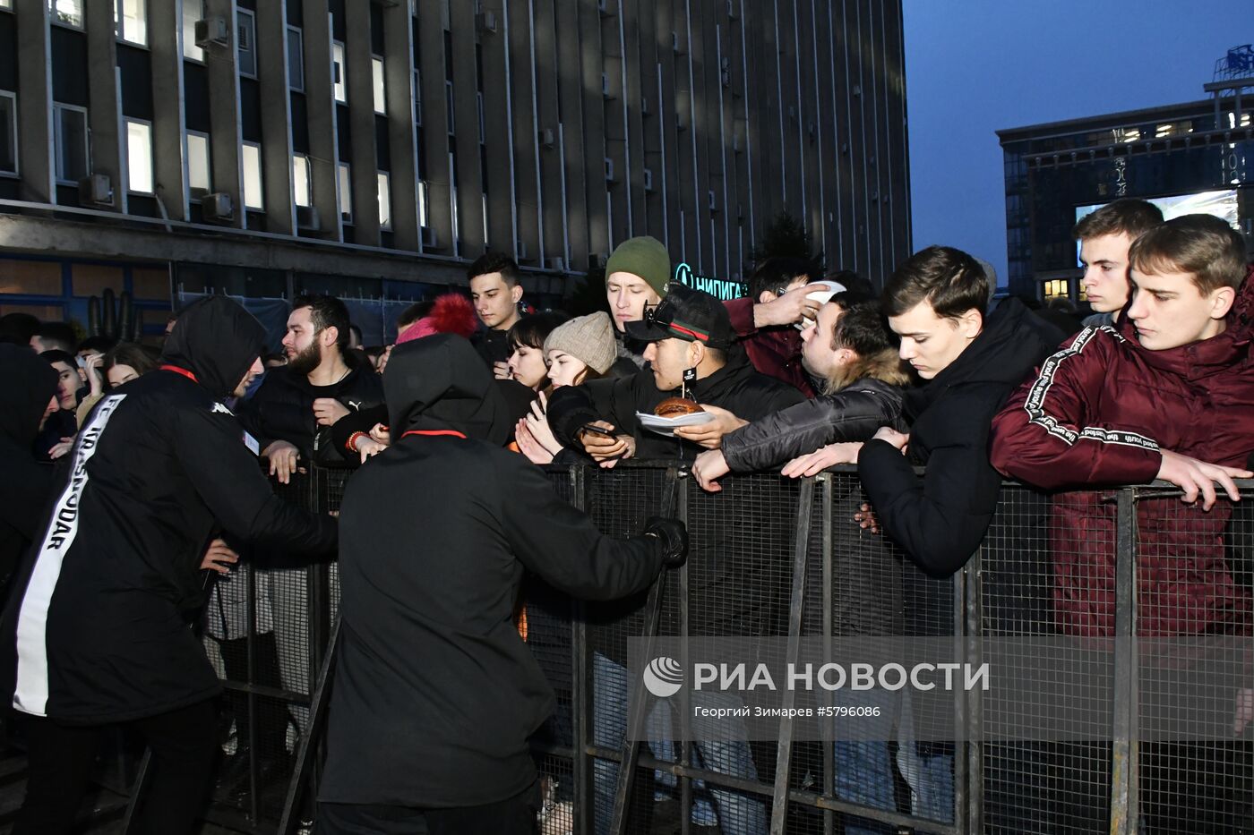 Официальное открытие ресторана Black Star Burger в Краснодаре