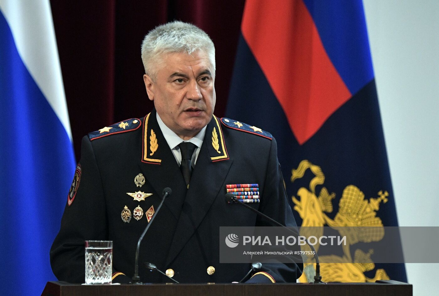 Президент РФ В. Путин принял участие в заседании коллегии МВД РФ