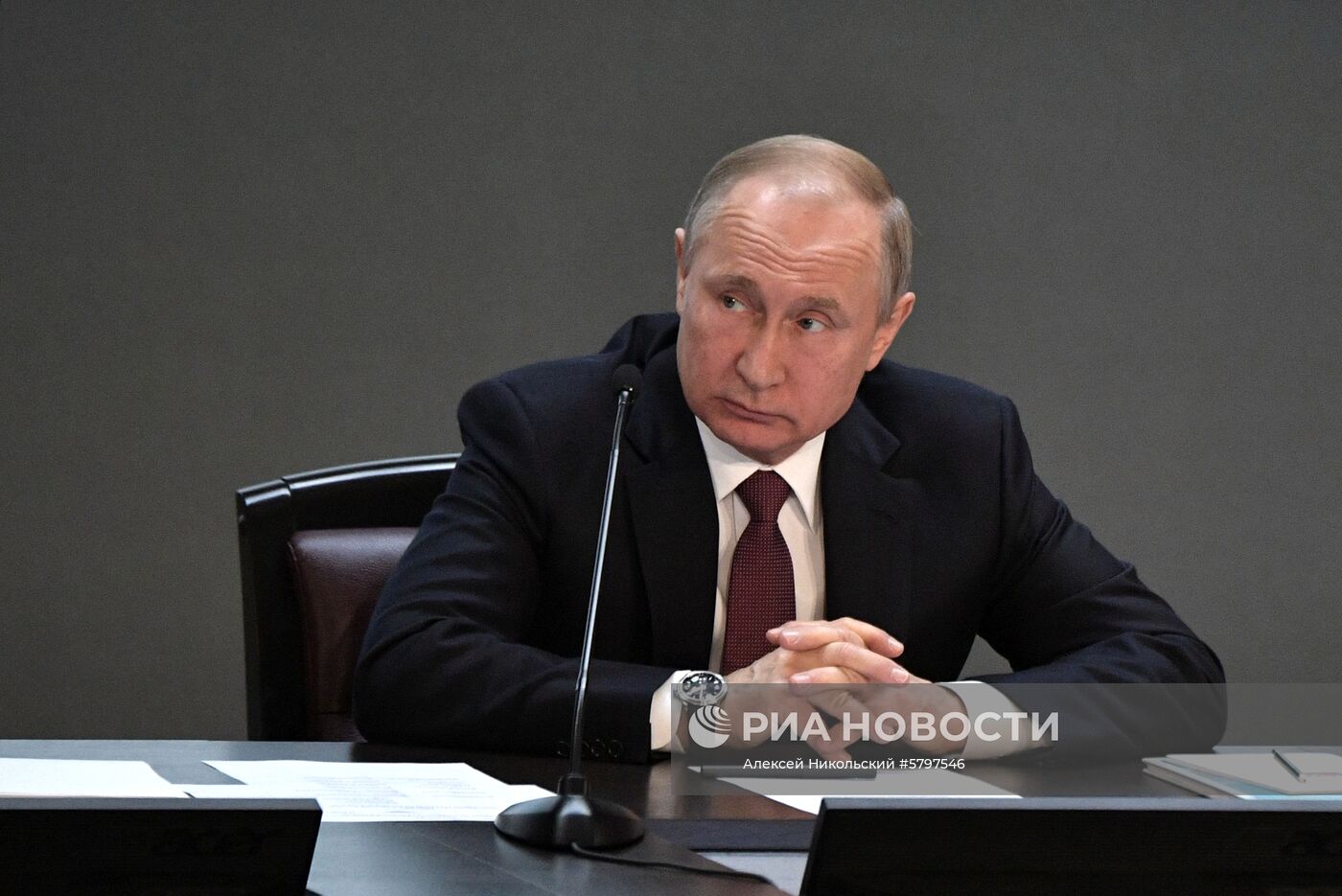 Президент РФ В. Путин принял участие в заседании коллегии МВД РФ