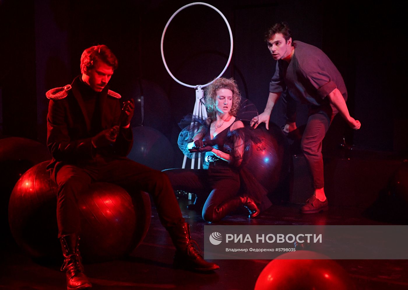 Спектакль "Странный человек" в театре Ермоловой