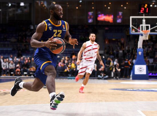 Баскетбол. Евролига. Матч "Химки" - "АХ Олимпия"