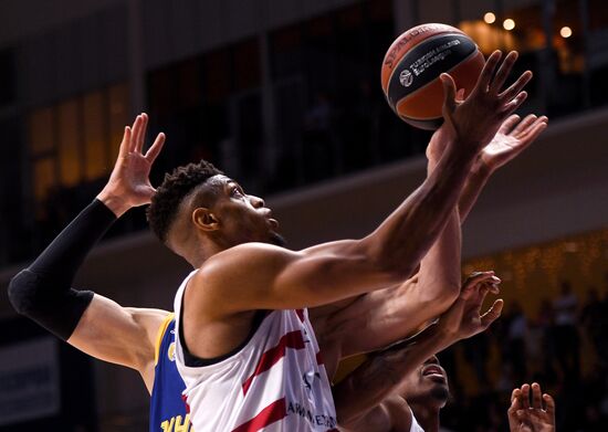 Баскетбол. Евролига. Матч "Химки" - "АХ Олимпия"