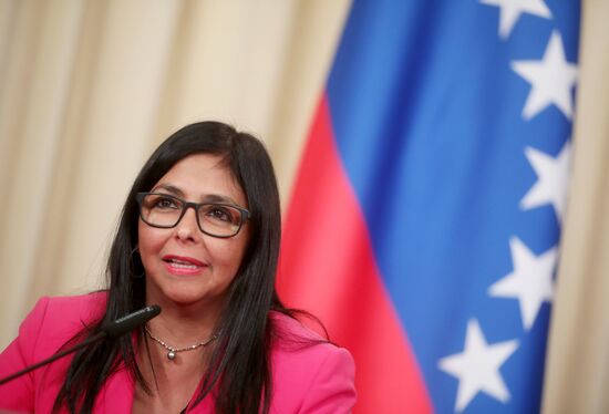 Встреча главы МИД РФ  С. Лаврова с вице-президентом Венесуэлы Д. Родригес