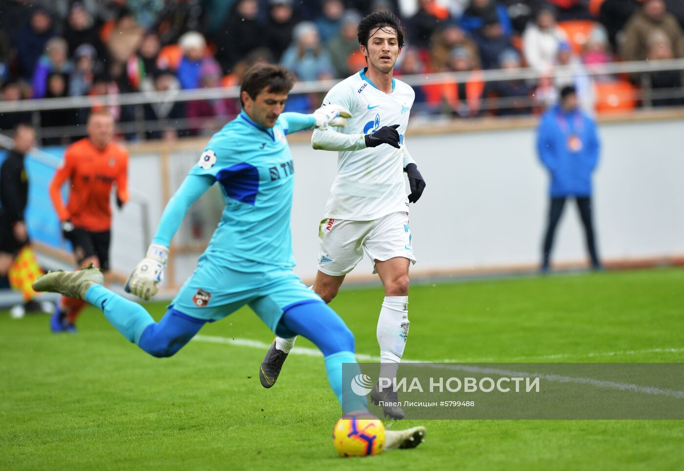 Футбол. РПЛ. Матч "Урал" - "Зенит"