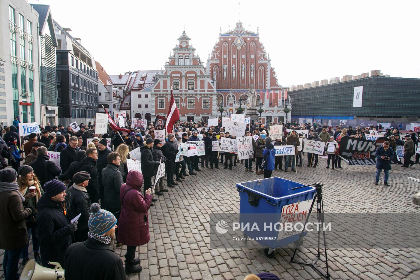 Акция против мэра Риги Н. Ушакова и за роспуск Рижской думы