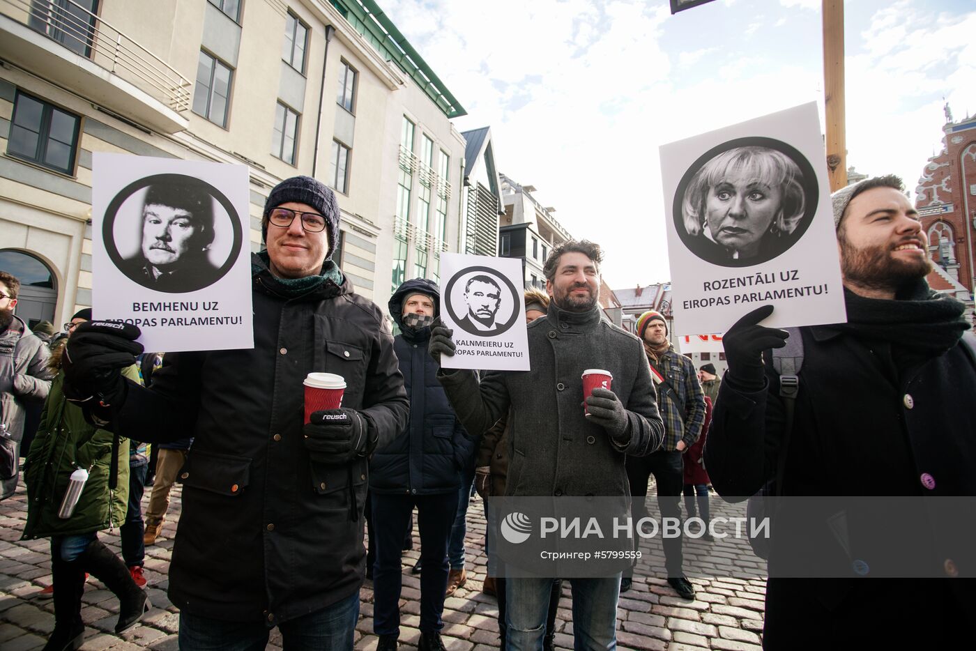 Акция против мэра Риги Н. Ушакова и за роспуск Рижской думы