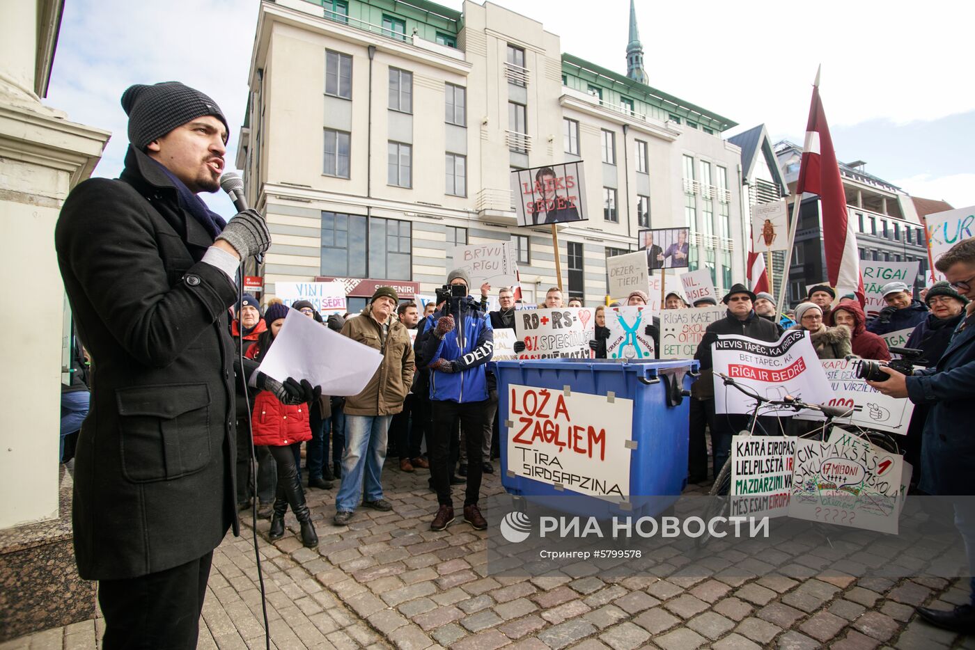 Акция против мэра Риги Н. Ушакова и за роспуск Рижской думы