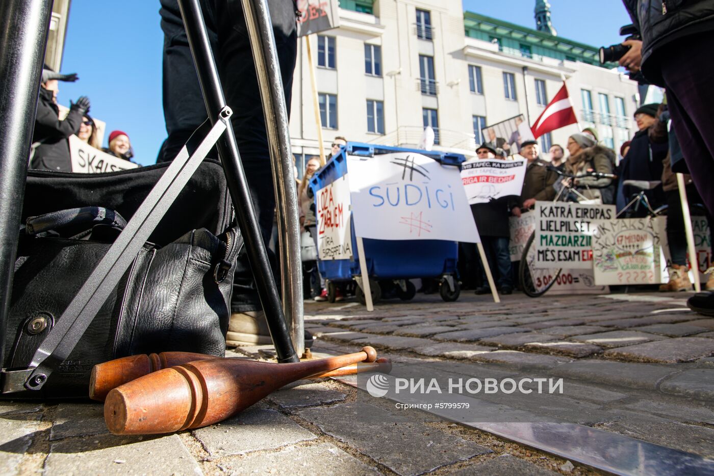 Акция против мэра Риги Н. Ушакова и за роспуск Рижской думы