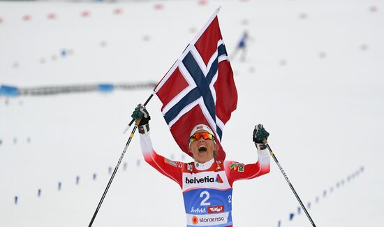 Лыжные гонки. Чемпионат мира. Женщины. Масс-старт