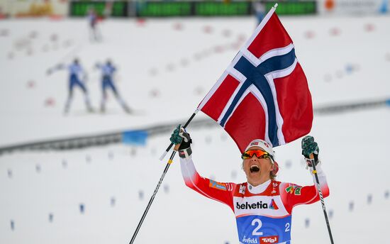 Лыжные гонки. Чемпионат мира. Женщины. Масс-старт