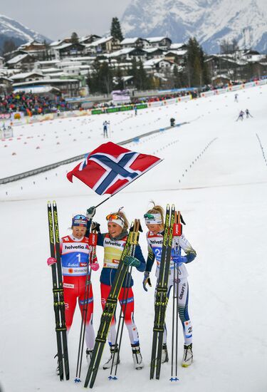 Лыжные гонки. Чемпионат мира. Женщины. Масс-старт
