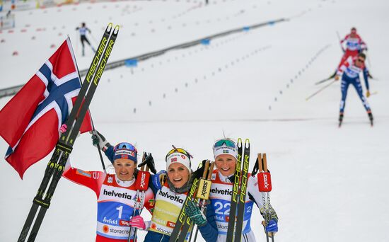 Лыжные гонки. Чемпионат мира. Женщины. Масс-старт