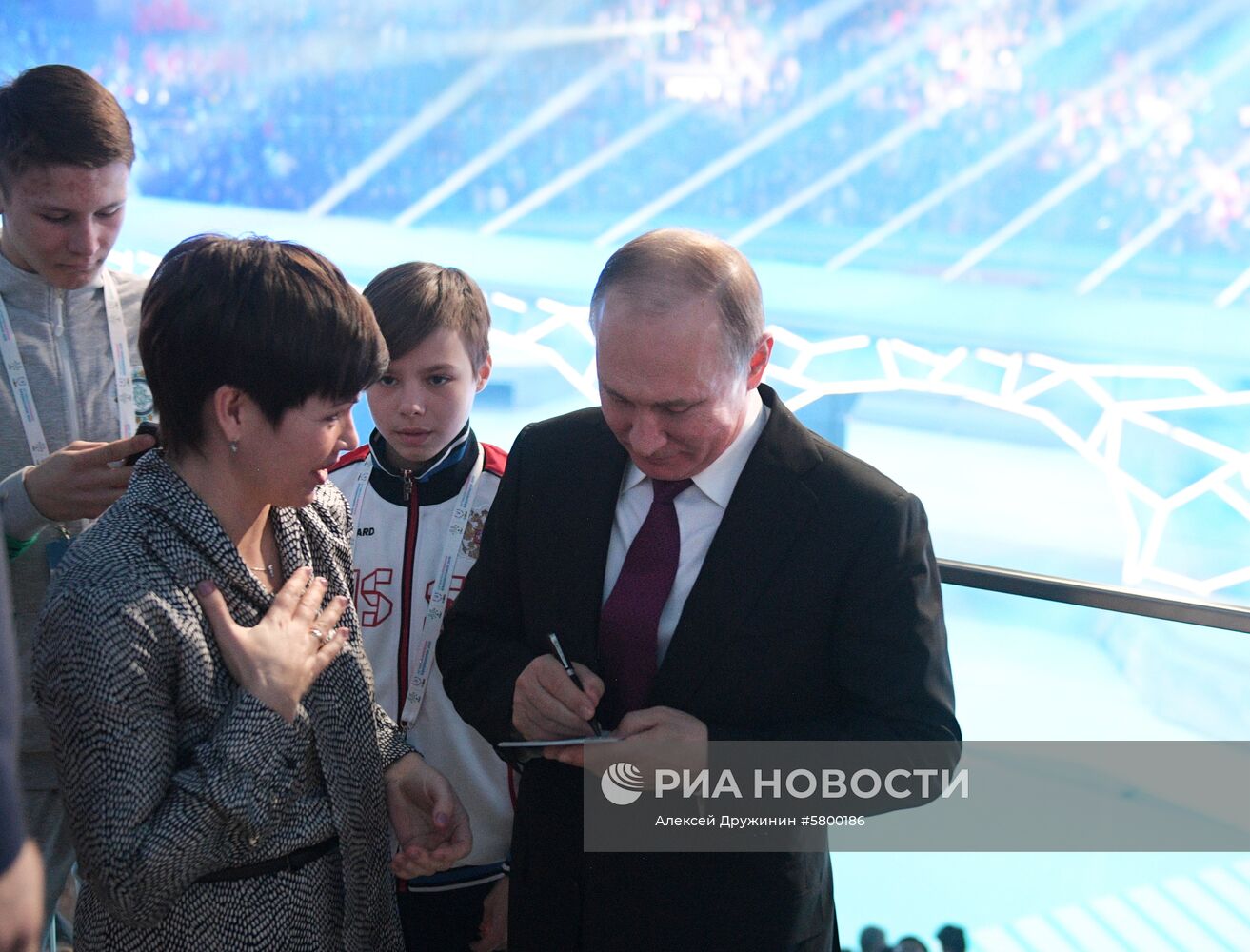 Рабочая поездка президента РФ В. Путина в Красноярск