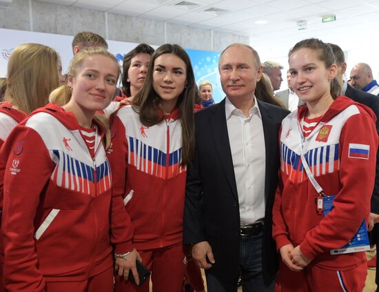 Рабочая поездка президента РФ В. Путина в Красноярск