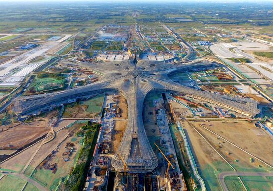 Новый международный аэропорт Пекина "Дасин"