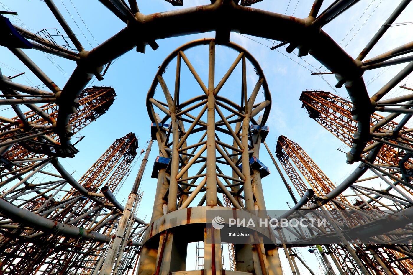 Новый международный аэропорт Пекина "Дасин"