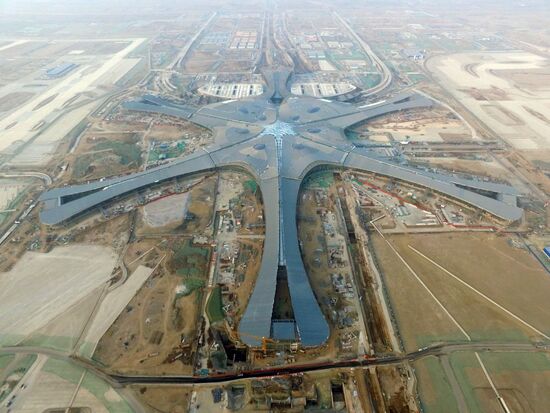 Новый международный аэропорт Пекина "Дасин"