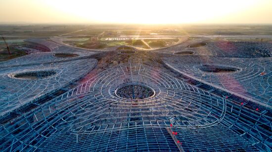 Новый международный аэропорт Пекина "Дасин"
