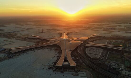 Новый международный аэропорт Пекина "Дасин"