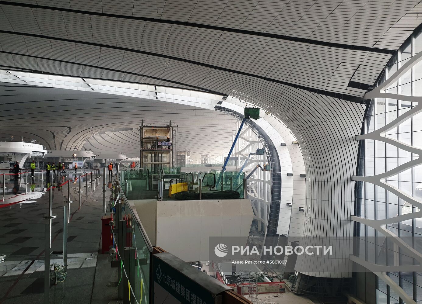 Новый международный аэропорт Пекина "Дасин"