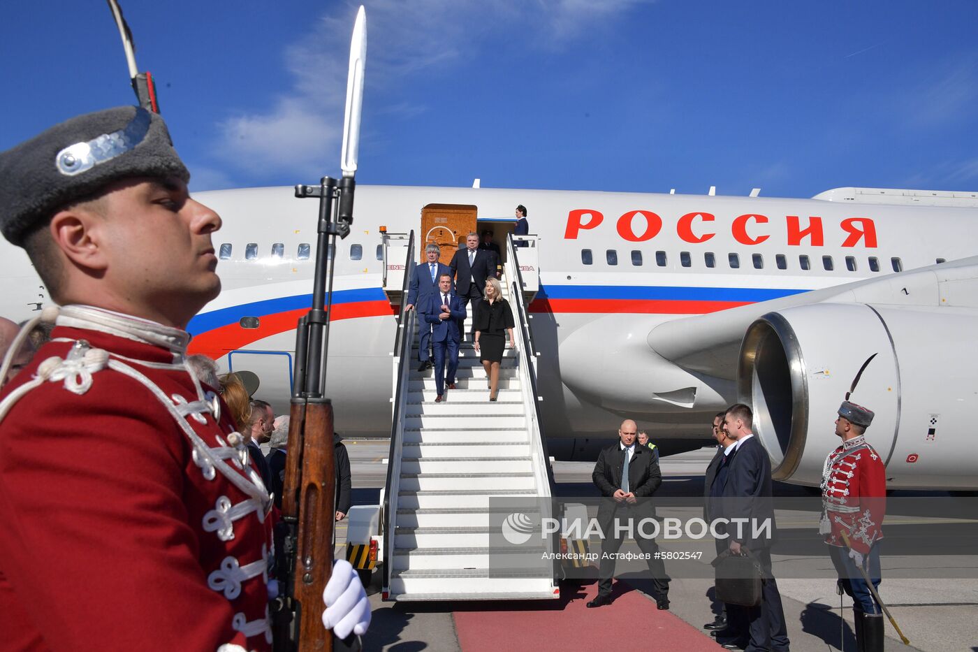 Официальный визит премьер-министра РФ Д. Медведева в Болгарию