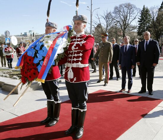 Официальный визит премьер-министра РФ Д. Медведева в Болгарию