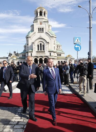 Официальный визит премьер-министра РФ Д. Медведева в Болгарию