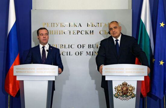 Официальный визит премьер-министра РФ Д. Медведева в Болгарию