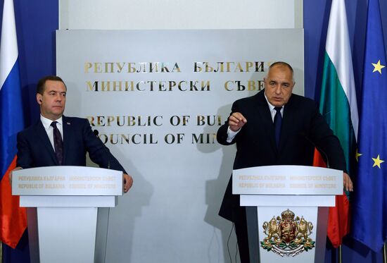 Официальный визит премьер-министра РФ Д. Медведева в Болгарию