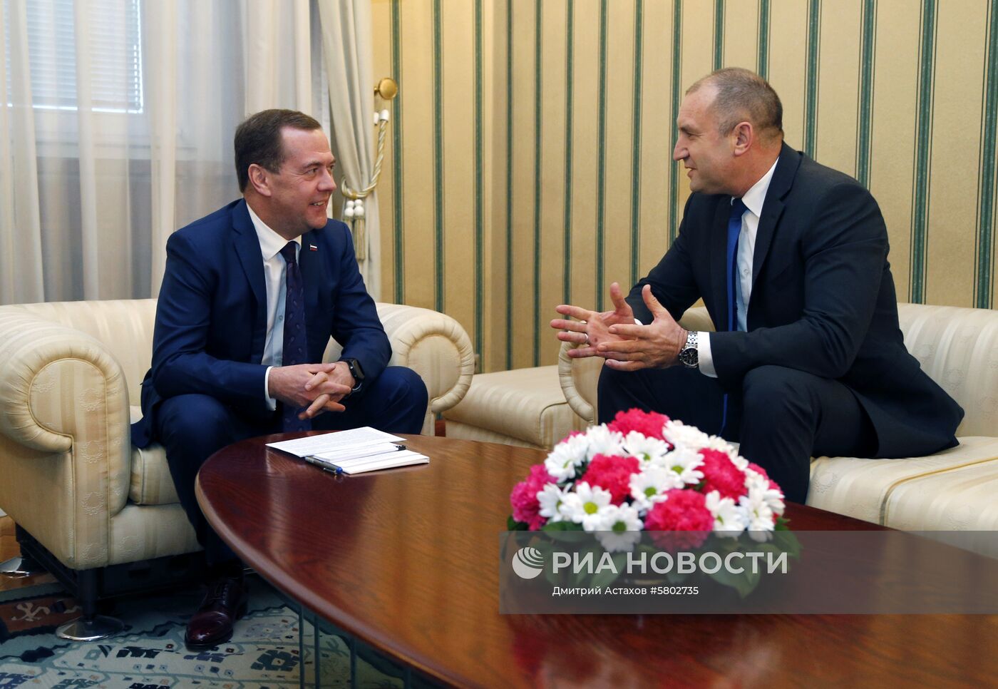 Официальный визит премьер-министра РФ Д. Медведева в Болгарию