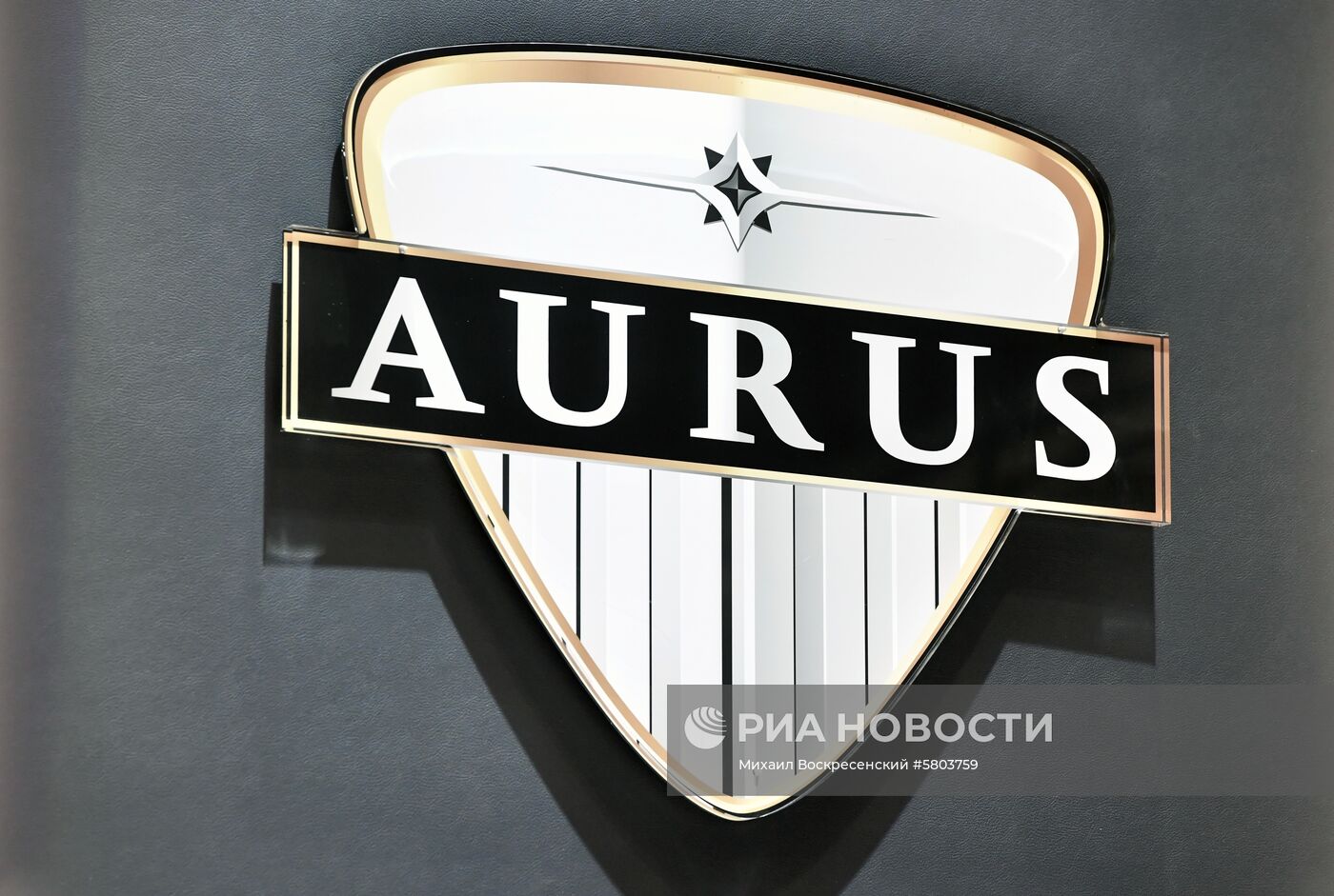 Премьера автомобиля Aurus на Женевском автосалоне