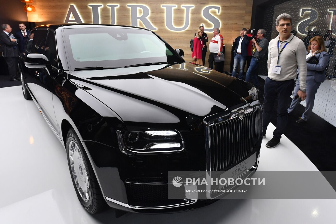 Премьера автомобиля Aurus на Женевском автосалоне