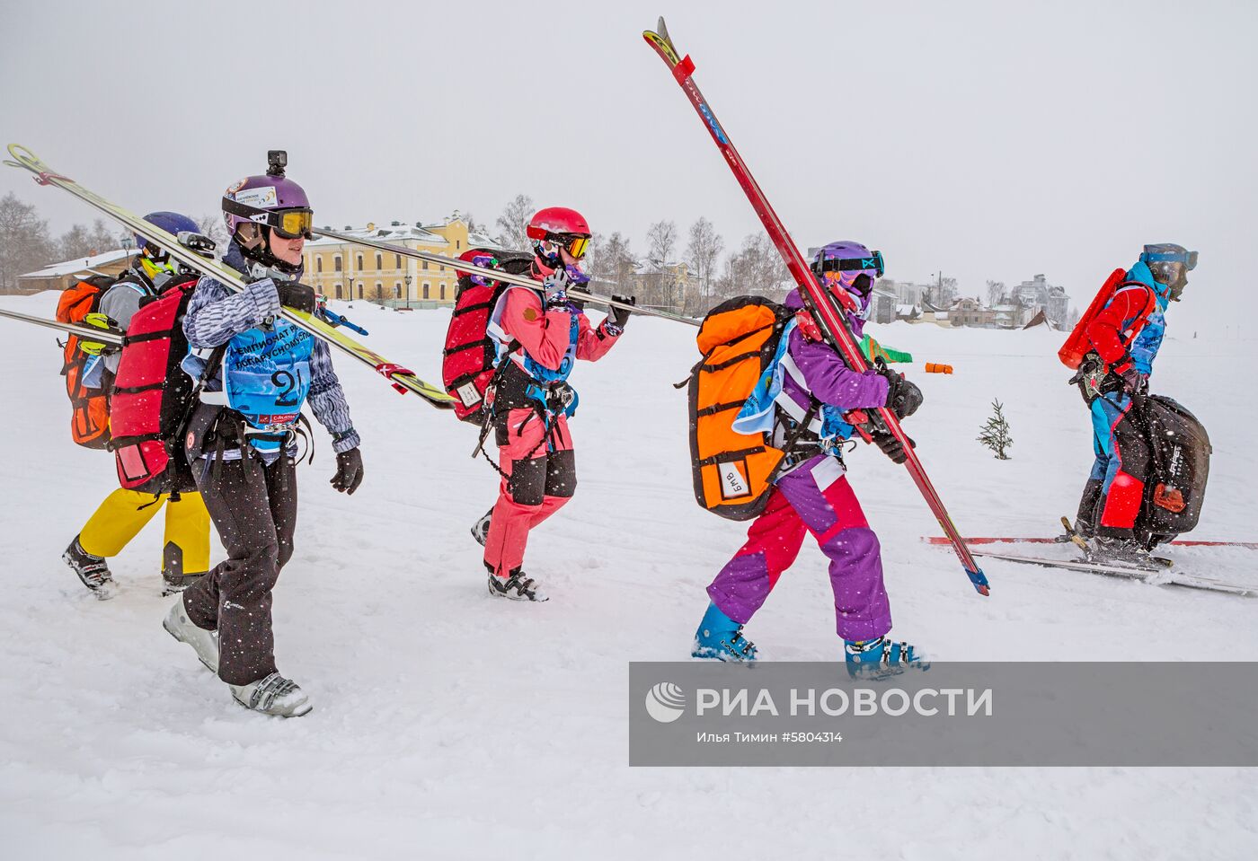 Соревнования по сноукайтингу в Карелии