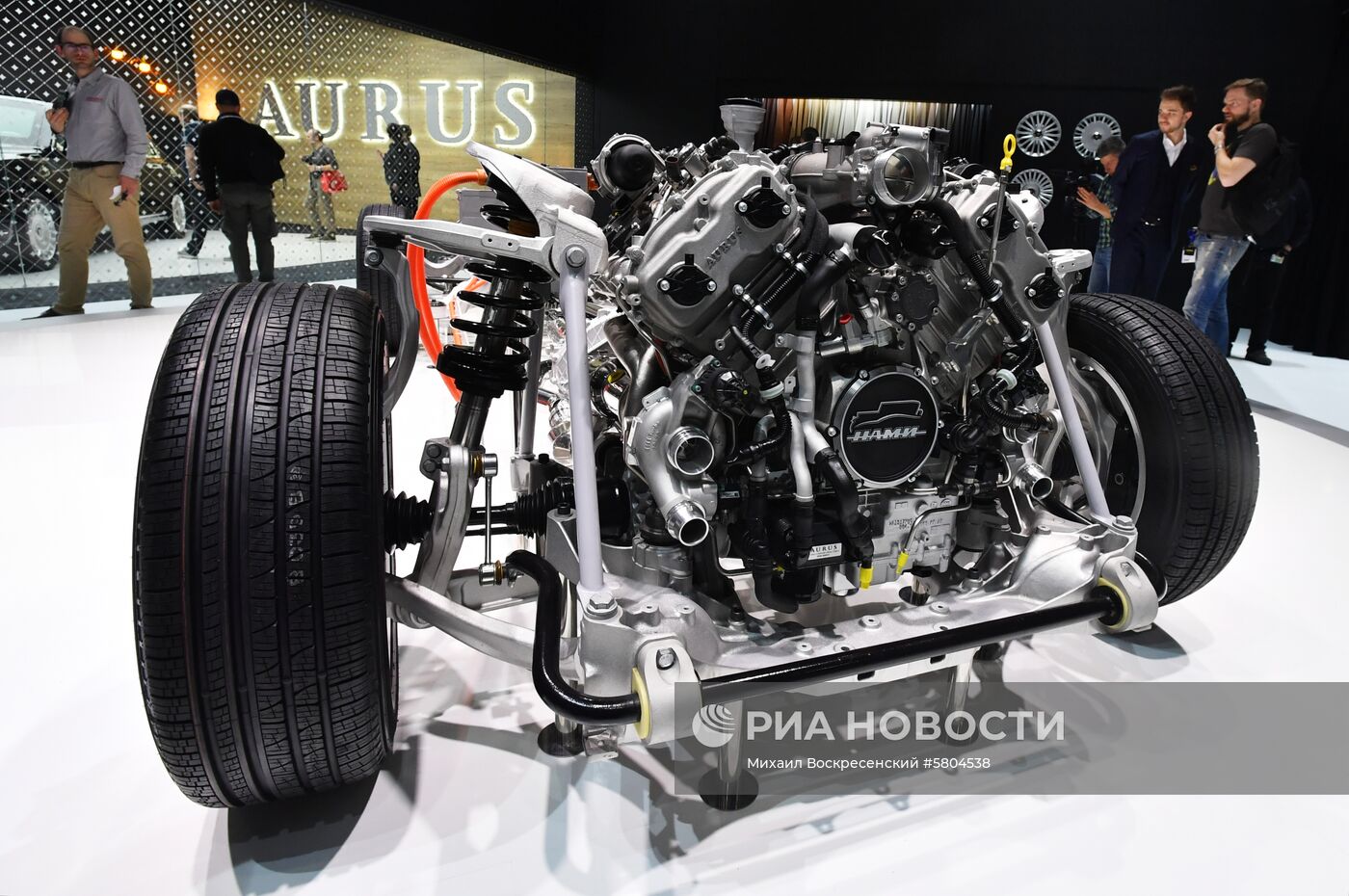 Премьера автомобиля Aurus на Женевском автосалоне