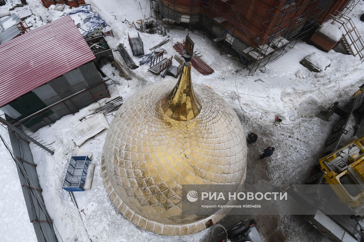 Установка купола на главный храм Росгвардии