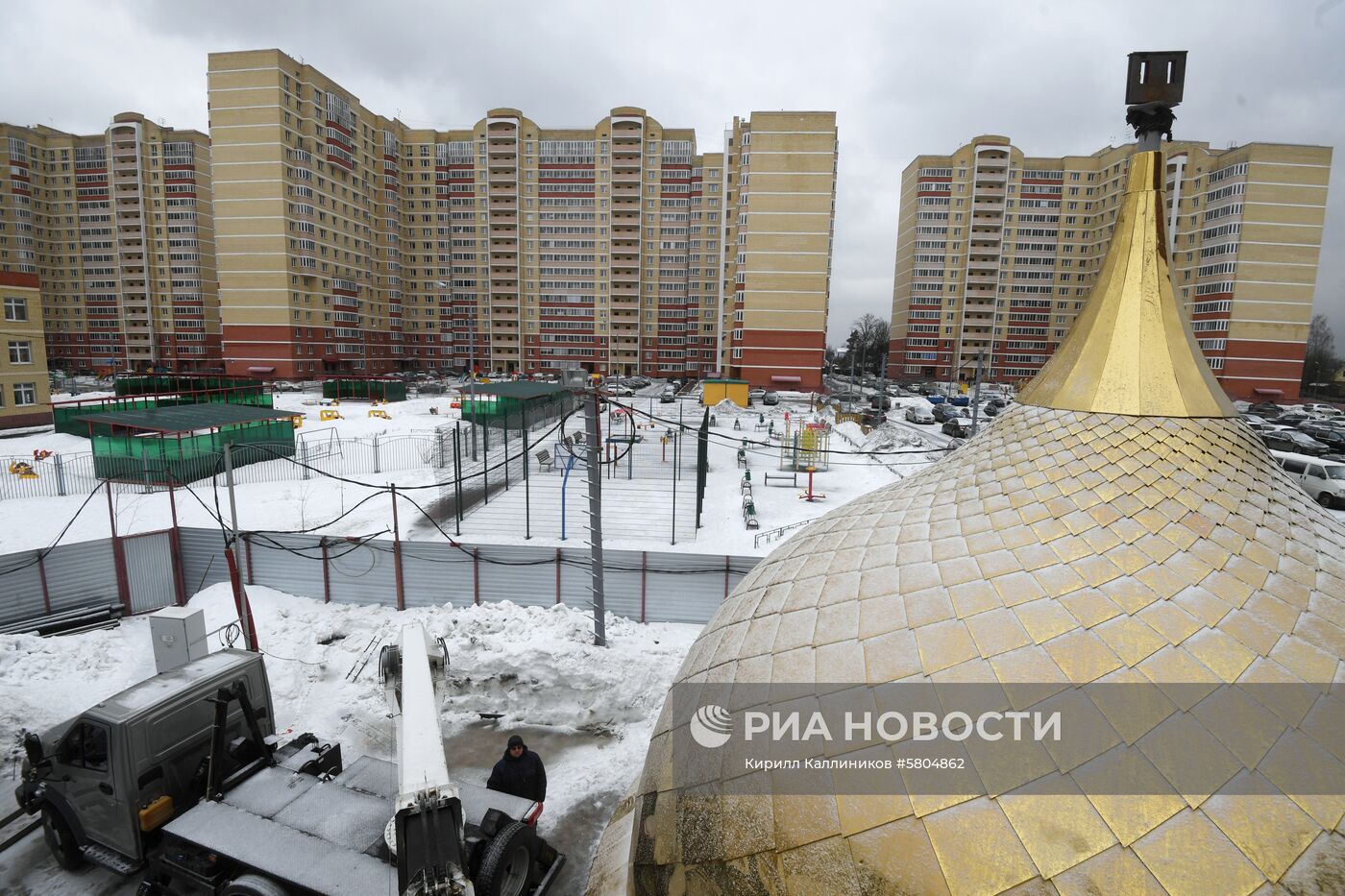 Установка купола на главный храм Росгвардии