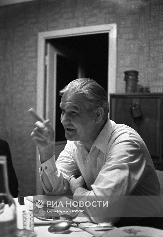 Рабочий Балтийского судостроительного завода В.А.Смирнов