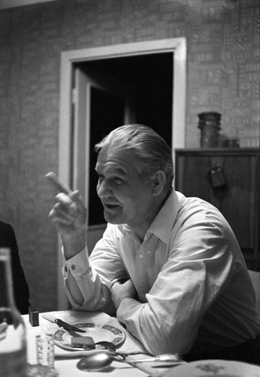 Рабочий Балтийского судостроительного завода В.А.Смирнов