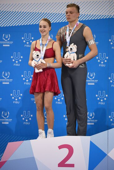 Универсиада-2019. Пары. Произвольная программа