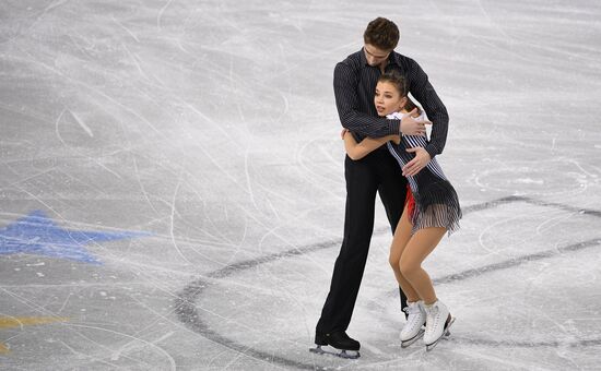 Универсиада-2019. Пары. Произвольная программа